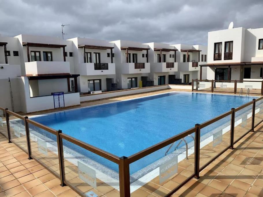Casa Marla Mit 3 Schlafzimmern Und 2 Badezimmern Puerto Calero Extérieur photo